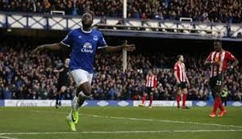 Everton give Sunderland's Moyes miserable return