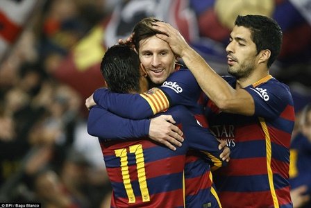 Messi's 500th Barca goal sinks Real Madrid