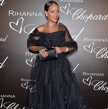 Rihanna Looks Stunning As Chopard's Guest